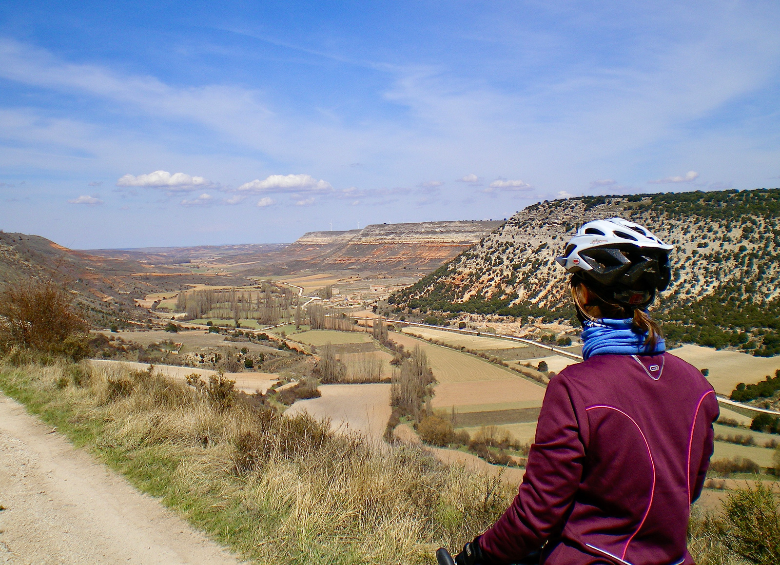 Ruta del Cid en bicicleta, panoramica del Valle del Escalote